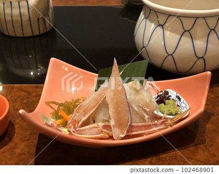 Crab dish Crab dish 102468901