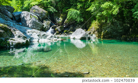 安井溪谷(仁淀藍):荒尾溪谷 安井溪谷(仁淀藍):荒尾溪谷 102470839