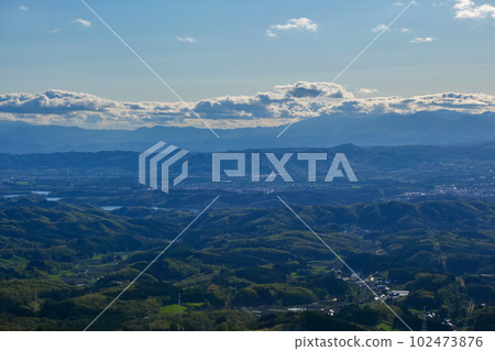 岩手縣盛岡市的風車所在的天保山的雄偉身影。 102473876