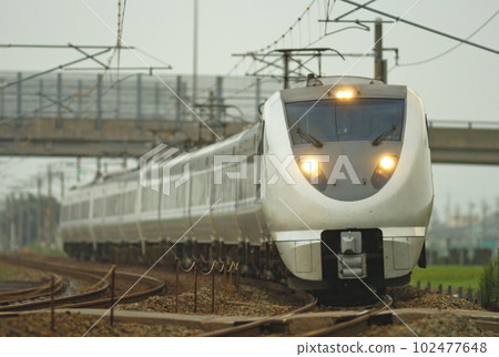 Hokuriku Main Line Kaga Kasama - Mikawa JR West 683 series T25+T33+R10 formation (Kanazawa) Thunderbird 102477648