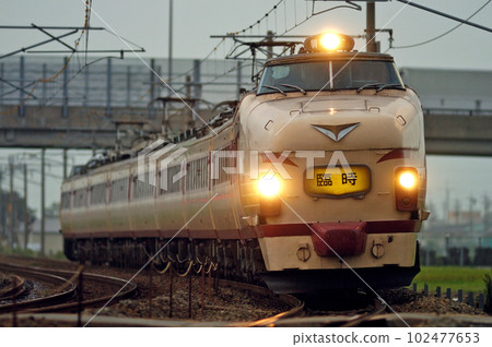 Hokuriku Main Line Kaga Kasama - Mikawa JR West 489 Series H04 + Y33 formation (Kanazawa) Temporary 102477653