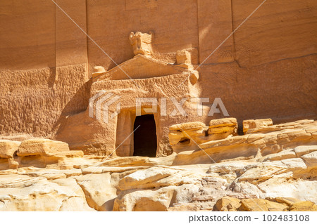 Entrance to the Tomb of Lihyan, son of Kuza carved in rock in the desert, Mada'in Salih, Hegra, Saudi Arabia Entrance to the Tomb of Lihyan, son of Kuza carved in rock in the desert, Mada'in Salih, Hegra, Saudi Arabia 102483108