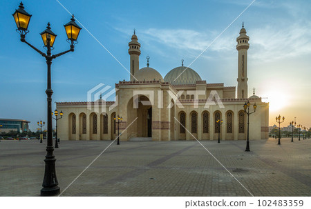 Al Fateh Grand Mosque on the sunset, Manama, Bahrain Al Fateh Grand Mosque on the sunset, Manama, Bahrain 102483359