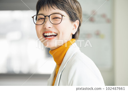 清爽職業女性寫真 清爽職業女性寫真 102487661