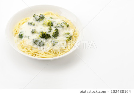 Broccoli cream pasta Broccoli cream pasta 102488164