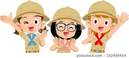 Elementary school girls wearing expedition clothes 102489454