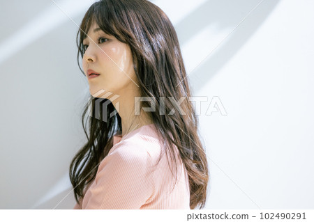 女性肖像 102490291