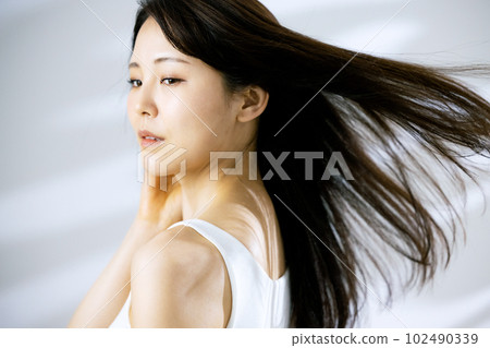 Hair care women treatment 102490339