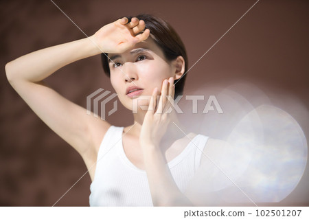 年輕女性的美麗 102501207