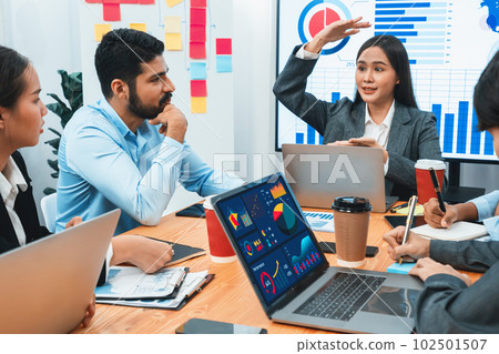 Young asian businesswoman presenting data analysis dashboard on TV. Concord 102501507