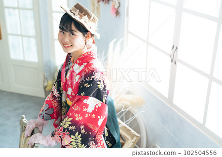 Portrait of a girl in Japanese clothes photo studio photo studio Portrait of a girl in Japanese clothes photo studio photo studio 102504556