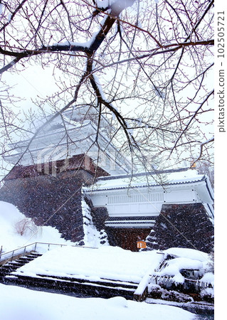 雪山城堡 雪山城堡 102505721