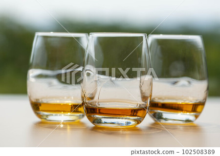 威士忌 102508389