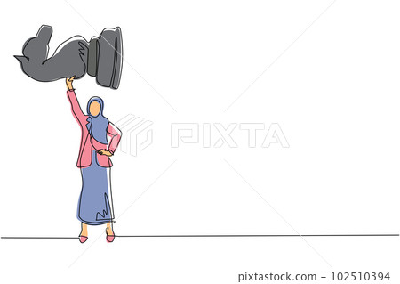 Single continuous line drawing Arabian businesswoman holding, lifting knight chess piece. Successful entrepreneurship tactics, strategy, superiority in business. One line draw graphic design vector 102510394