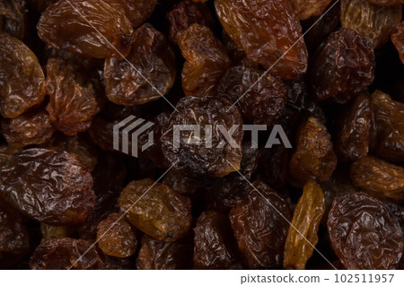 Sweet raisins background 102511957