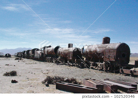Bolivia Uyuni Train Graveyard 102520346