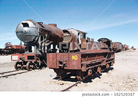 Bolivia Uyuni Train Graveyard 102520387