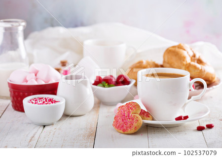 Valentines day breakfast with cooffee 102537079