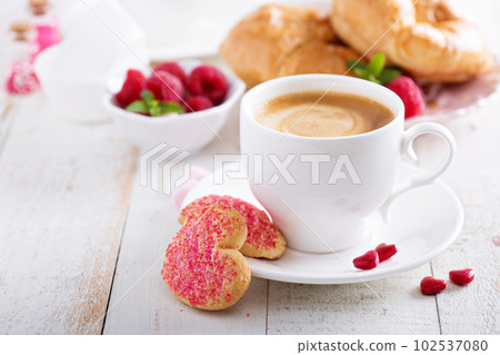 Valentines day breakfast with cooffee 102537080
