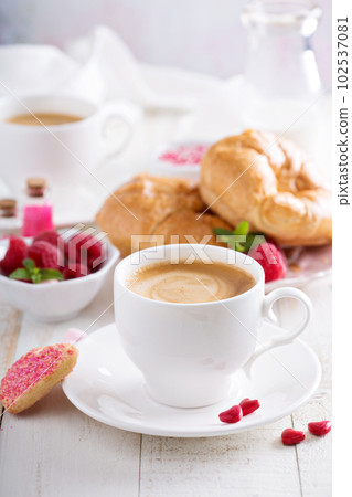 Valentines day breakfast with cooffee 102537081