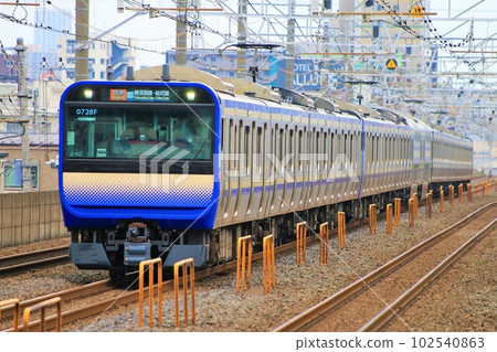 [JR東日本] E235系（快速總武線：船橋～市川） 102540863