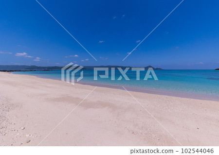 Amami Oshima Ututabara Coast 102544046