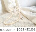 lace and pearl accessories 102545154