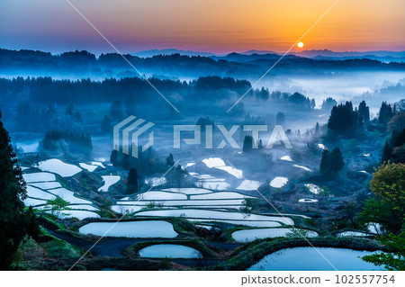 Niigata's Hoshitoge Terraced Rice Fields ~Early morning in April with morning fog~ Niigata's Hoshitoge Terraced Rice Fields ~Early morning in April with morning fog~ 102557754