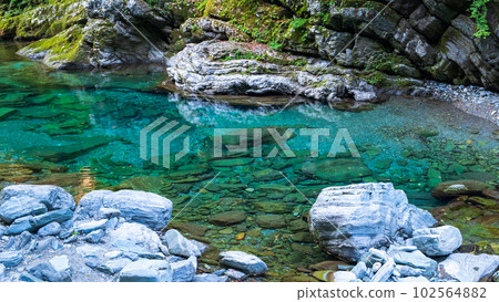 Yasui Valley(Niyodo Blue):Suishobuchi Yasui Valley(Niyodo Blue):Suishobuchi 102564882