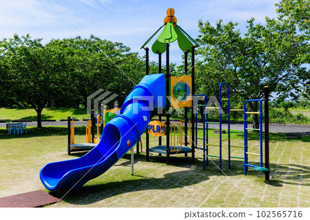 Crane Park Izumi Inclusive playground equipment 102565716