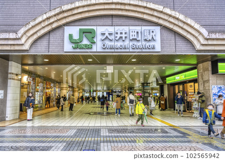 東京大井町站東口品川區街景 102565942