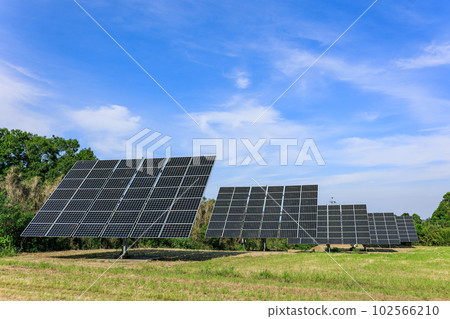 太陽能板 102566210