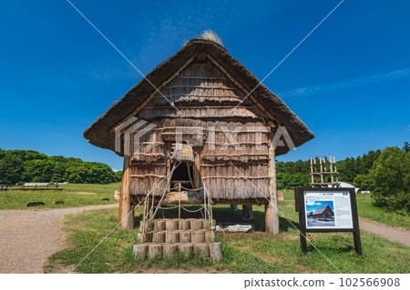 Aomori Sannai-Maruyama Ruins High-floor building 102566908