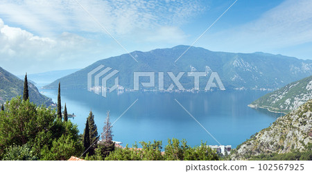 Kotor town on coast  (Montenegro, Bay of Kotor) 102567925