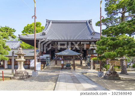 風井寺本堂（大阪府藤井寺市） 102569840