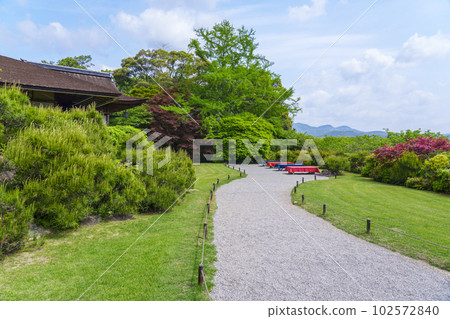 Okochi Sanso Garden, Circuit path in front of Daijokaku (Saga, Ukyo Ward, Kyoto City) Okochi Sanso Garden, Circuit path in front of Daijokaku (Saga, Ukyo Ward, Kyoto City) 102572840