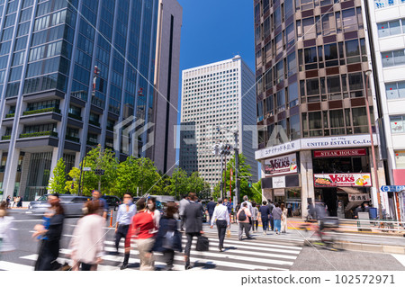 《東京》新橋商業區/城市景觀 102572971