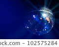 Mirror ball 102575284