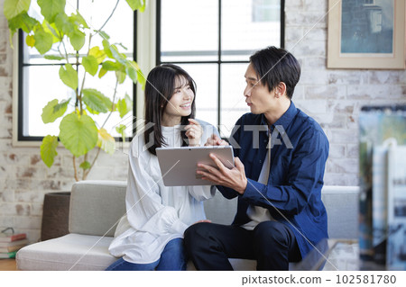 看片的女孩 102581780