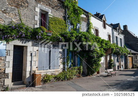 Picturesque Village Rochefort En Terre In The Department Of Morbihan In Brittany, France 102586525