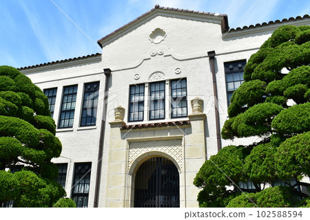 Kwansei Gakuin University Faculty of Letters 102588594
