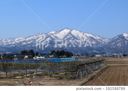 Mt. Kinpu National scenic spot 100 famous mountains in Yamagata prefecture Mt. Kinpu National scenic spot 100 famous mountains in Yamagata prefecture 102588789