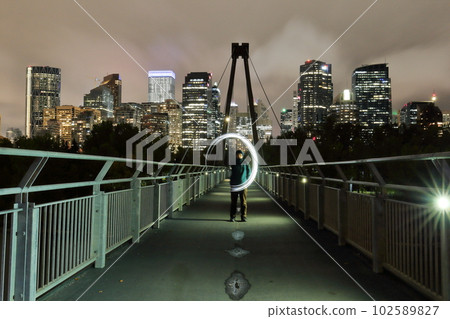 Night view of Calgary, Alberta, Canada 102589827