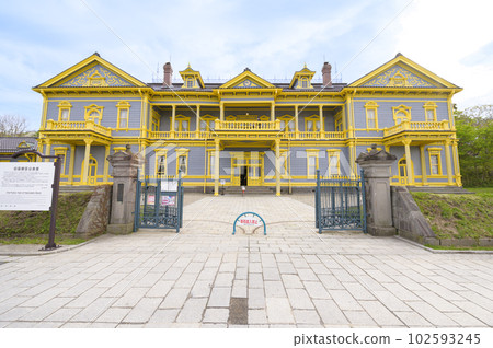 Exterior of the Old Public Hall of Hakodate Ward 102593245