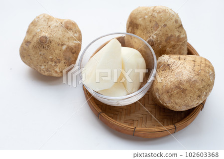 Mexican turnip or jicama or yam bean Mexican turnip or jicama or yam bean 102603368
