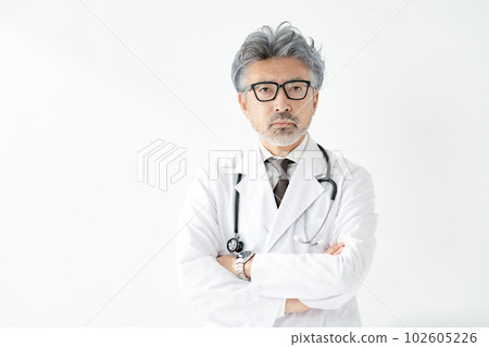 Male doctor in a white coat 102605226