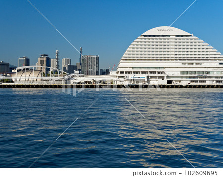 Skyscrapers and Meriken Park Oriental Hotel seen from Kobe Harborland Skyscrapers and Meriken Park Oriental Hotel seen from Kobe Harborland 102609695