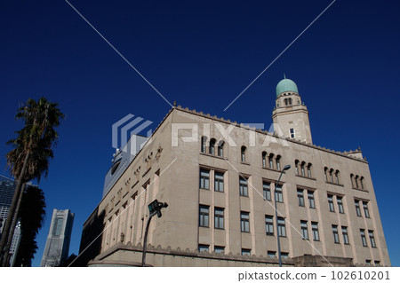 [Urban scenery of Kanagawa] Scenery around Minato Mirai, Yokohama (Yokohama Customs) 102610201