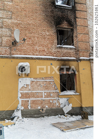 GOSTOMEL, UKRAINE - DECEMBER 02, 2022: Investigation into the theft of Banksy graffiti in Gostomel, Ukraine GOSTOMEL, UKRAINE - DECEMBER 02, 2022: Investigation into the theft of Banksy graffiti in Gostomel, Ukraine 102625861
