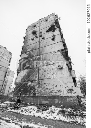 IRPIN, UKRAINE - NOVEMBER 29, 2022: Black and white photo of Banksy graffiti in Irpin, Ukraine IRPIN, UKRAINE - NOVEMBER 29, 2022: Black and white photo of Banksy graffiti in Irpin, Ukraine 102627013
